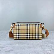 Okify Burberry Top Handle Note Bag Briar Brown - 3