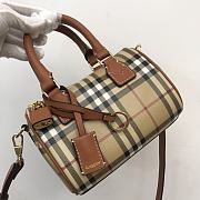 Okify Burberry Mini Check Bowling Bag Archive Beige/Briar Brown - 5