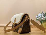 Okify LV Diane Bag Monogram Coated Canvas And Shearling M46317 - 5