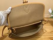 Okify LV Diane Bag Monogram Coated Canvas And Shearling M46317 - 2