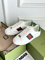 Okify Gucci Gucci Ace Sneaker With Web in White Leather - 1