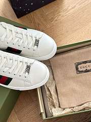 Okify Gucci Gucci Ace Sneaker With Web in White Leather - 2