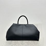 Okify The Row Elio Ruched Leather Tote  - 2
