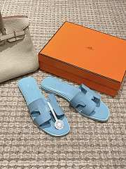 Okify Hermes Oran Sandals Box calfskin In Light Blue - 3