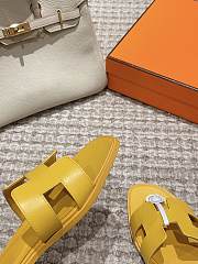 Okify Hermes Oran Sandals Box calfskin In Yellow - 6