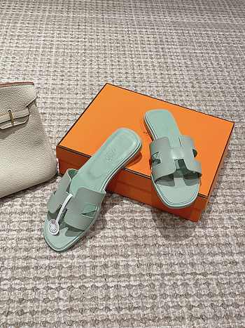 Okify Hermes Oran Sandals Box calfskin In Light Green