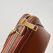 Okify Celine Clutch On Chain Cuir Triomphe In Smooth Calfskin Brown - 4