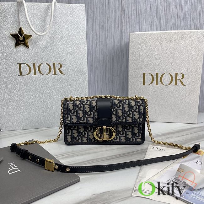 Okify Dior 30 Montaigne East-West Bag with Chain  Blue Dior Oblique Jacquard - 1