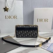 Okify Dior 30 Montaigne East-West Bag with Chain  Blue Dior Oblique Jacquard - 3