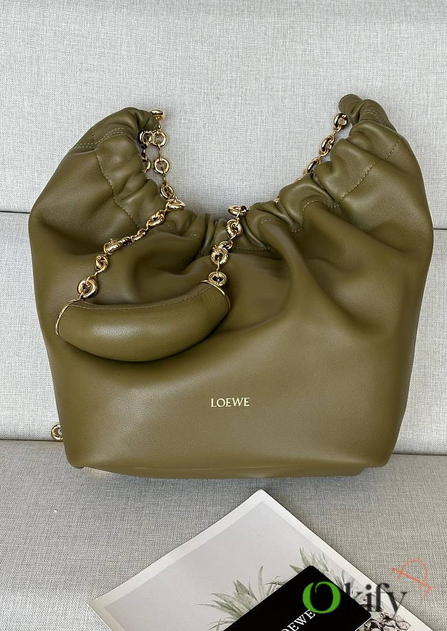 Okify Loewe Small Squeeze Bag In Nappa Lambskin Green Olive - 1