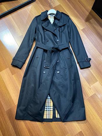 Okify Burberry Kensington Heritage Belted Long Trench Coat In Black