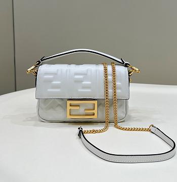 Okify Fendi Baguette Mini White Leather Bag
