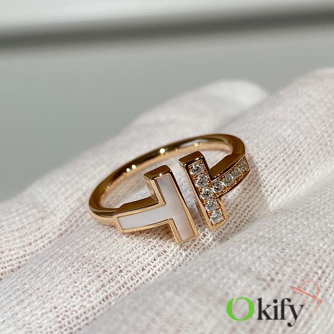 Okify Tiffany T Wire Ring In Yellow Gold With Diamonds And Mother-Of-Pearl - 1
