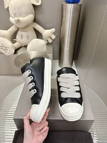 Okify Rick Owens Black Jumbo Lace Padded Low Sneakers