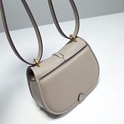 Okify Fendi C’mon Mini Gray Smooth And Full-Grain Leather Bag 21cm  - 5