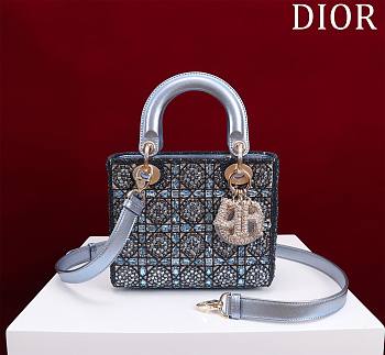 Okify Dior Lady Small Blue Bead Embroidery 20*16*8cm