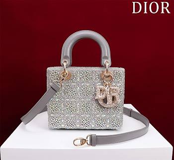 	 Okify Dior Lady Small Grey Bead Embroidery 20*16*8cm