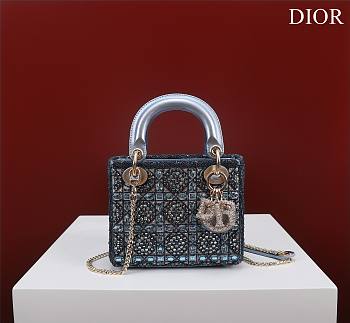 	 Okify Dior Lady Small Blue Bead Embroidery 17*15*7cm