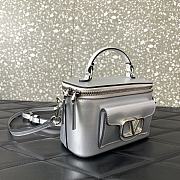 	 Okify Mini Locò Handbag Calfskin Sliver 16.5x10x7.5cm - 3