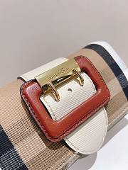 Okify Burberry The Buckle White Size 19.5*12*5cm - 4