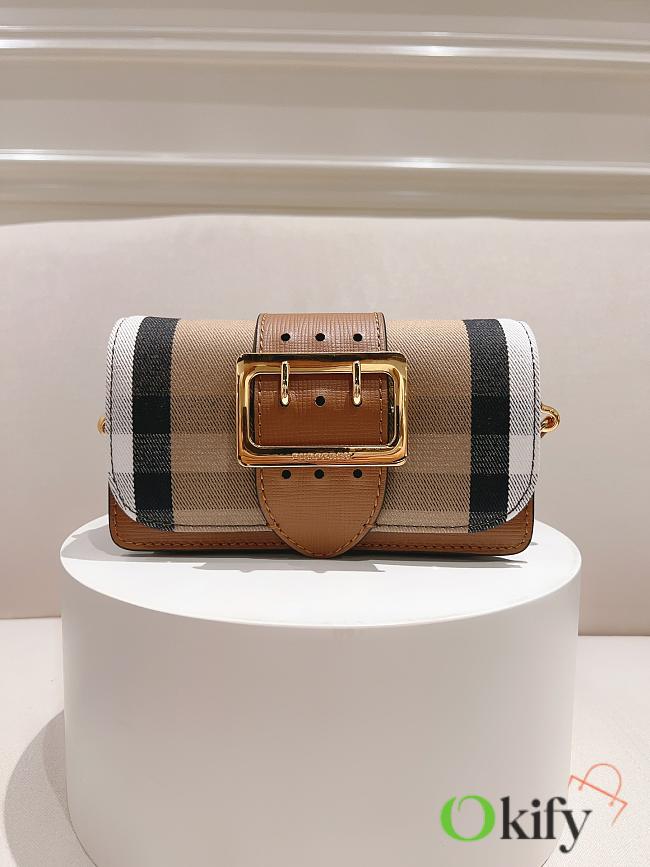 	 Okify Burberry The Buckle Brown Size 19.5*12*5cm - 1