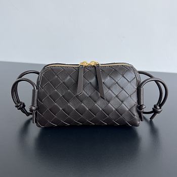 	 Okify Bottega Veneta Concert Pouch In Brown 18.5*11.5*8.5