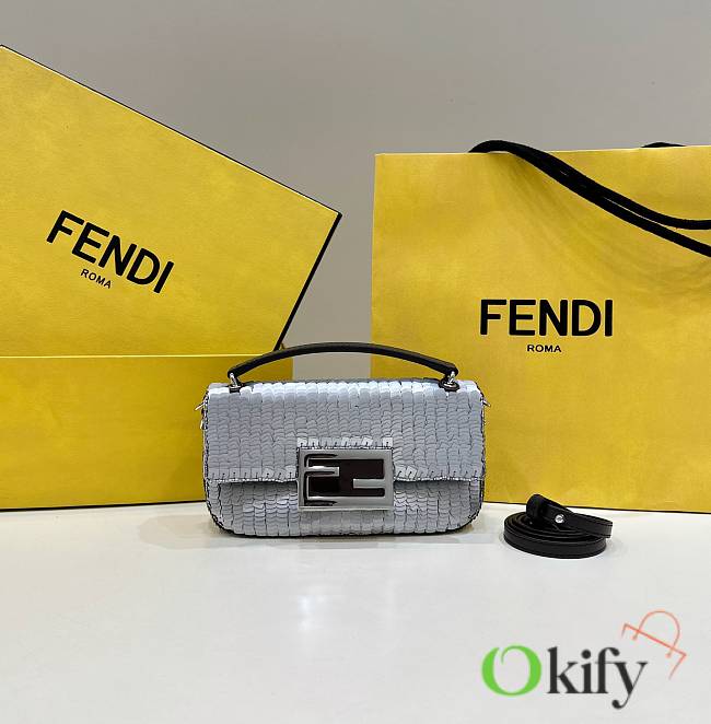 Okify Fendi Sequin Baguette Size 18cm - 1