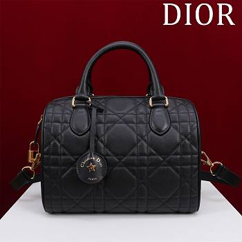 	 Okify Dior Groove 25 Black  25 x 19 x 16