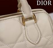 	 Okify Dior Groove 16 White 16 x 11 x 8 - 3