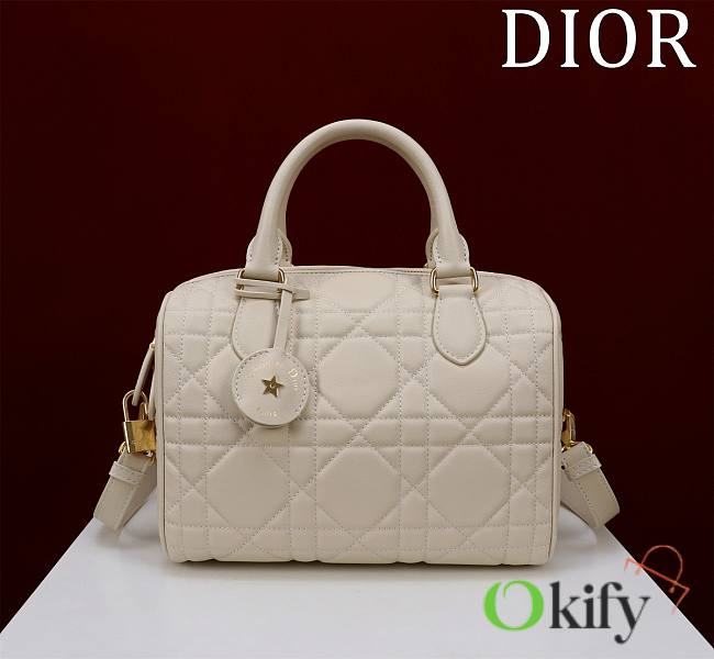 	 Okify Dior Groove 25 White 25 x 19 x 16 - 1