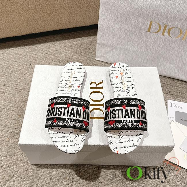 	 Okify Dior Dioramour Dway Slide Black and White Embroidered Cotton with Black and Red Je Vous Adore Motif - 1