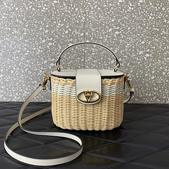 	 Okify Vlogo Signature Wicker Vanity Bag White 19x13.5x13cm