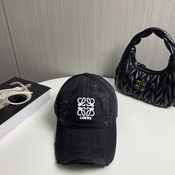 	 Okify Loewe Cap Black 