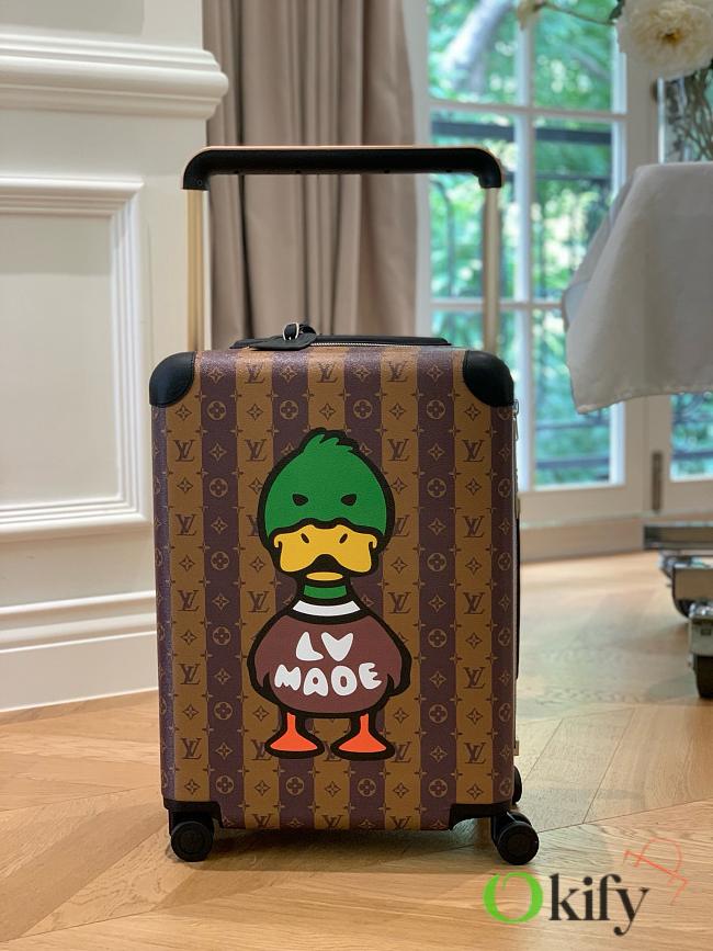 Okify Louis Vuitton Nigo Duck Horizon 55 Suitcase - 1