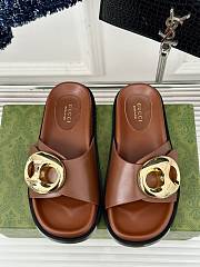 	Okify Gucci Marina Chain Slide Sandals in Brown - 1