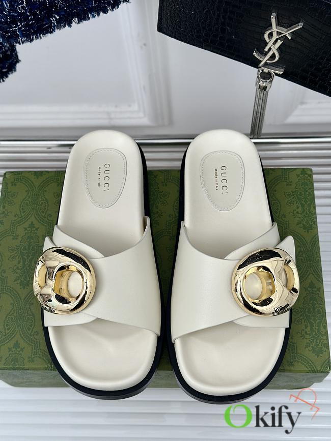 	 Okify Gucci Marina Chain Slide Sandals In White  - 1