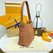 Okify Louis Vuitton Loe Key Hobo Brown M25352 - 3