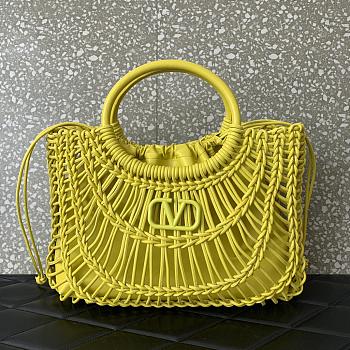 	 Okify Valentino Garavani Allknots Yellow Size 38x34x7cm