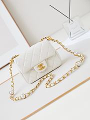 Okify Chanel Classic Flap Bag White 13-18-7 cm - 1