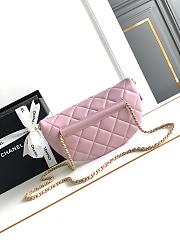 Okify Chanel Fanny Pack, Shiny Lambskin, Faux Pearls & Gold Metallic Light Pink 17x2x11cm - 2