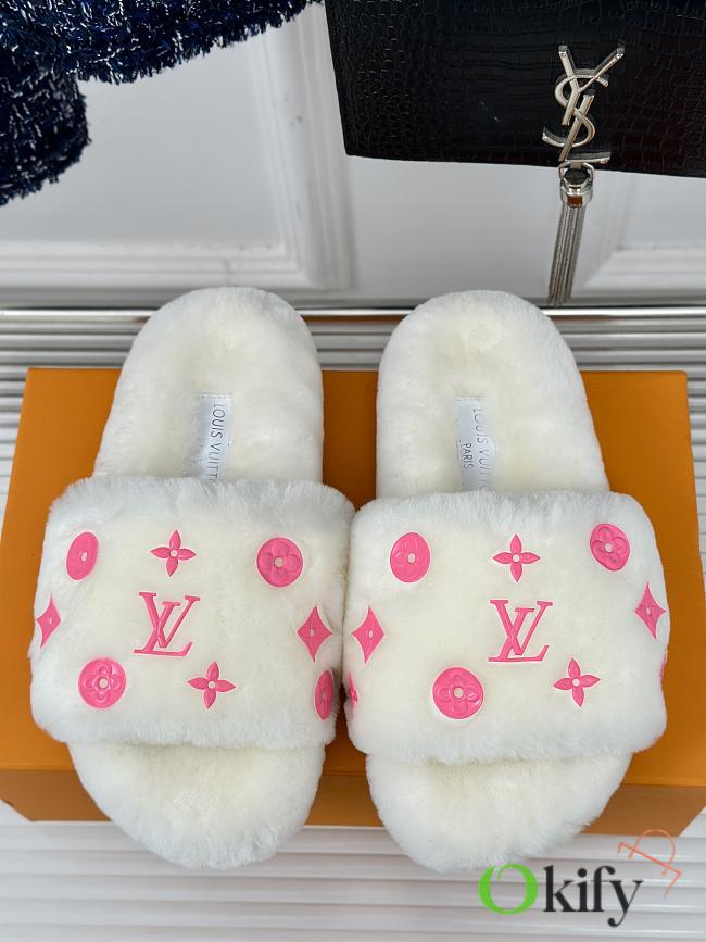 Okify Louis Vuitton Slipper Fur Pink - 1