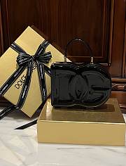 Okify Dolce & Gabbana Logo Box Handbag Black 20x15x6.5 cm - 1