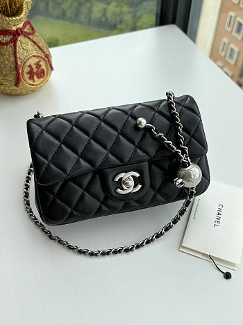 Okify Chanel Lambskin Mini Pearl Flap Black Silver 20cm