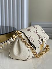 Okify Louis Vuitton Favorite Bag White Beige 24 x 14 x 9 cm M45836 - 3