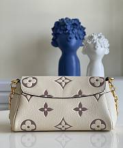 Okify Louis Vuitton Favorite Bag White Beige 24 x 14 x 9 cm M45836 - 4