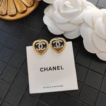 Okify Chanel Logo Heart Earings