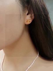 Okify Celine's new golden Arc de Triomphe earrings - 4