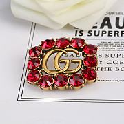 Okify Gucci's letter brooch - 1