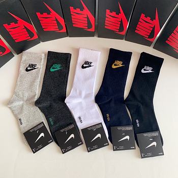 Okify Nike set 5 mid-length stacked socks 17145