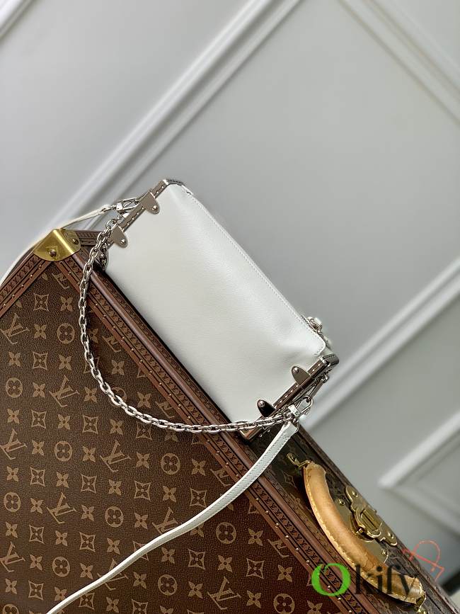 Okify Louis Vuitton Side Trunk White Bag 23 x 12 x 4 cm M25445 - 1